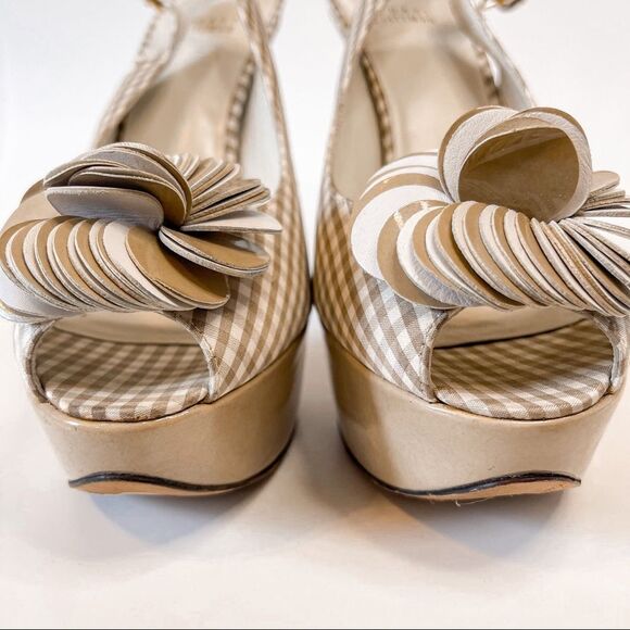 Stuart Weitzman Tan Gingham Platform Pumps Size 9 - Picture 3 of 12